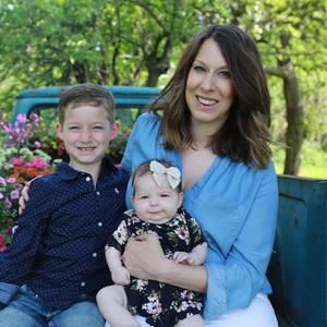 Meet your Posher, Adrienne